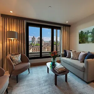 5* Otel Tower By Blue Orchid